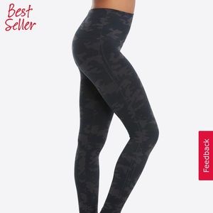 SPANX Look at me now leggings